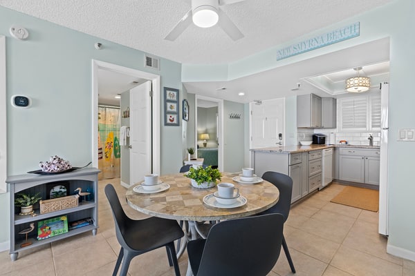 Oceanfront Condo at Oceania Beach Club - Pool, Balcony, Sleeps 6, Walk to Flagler Ave!