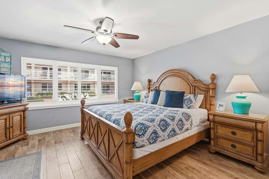 Cozy Ground-Floor Condo | Walk to Beach, Pool & Flagler Dining