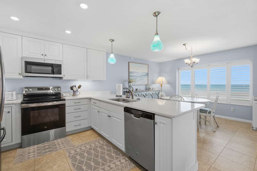 Oceanfront Ground-Floor Retreat on No-Drive Beach | Peace & Comfort