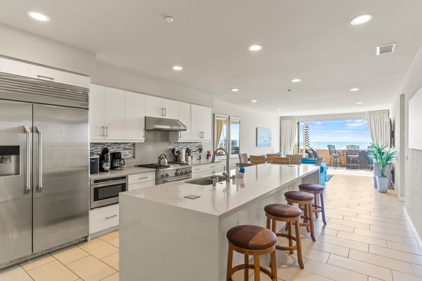 Oceanside Oasis 700S-103