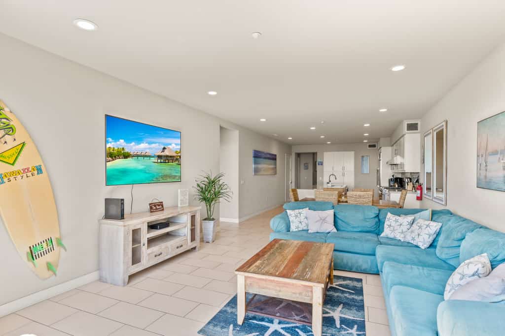 Oceanside Oasis 700S-103