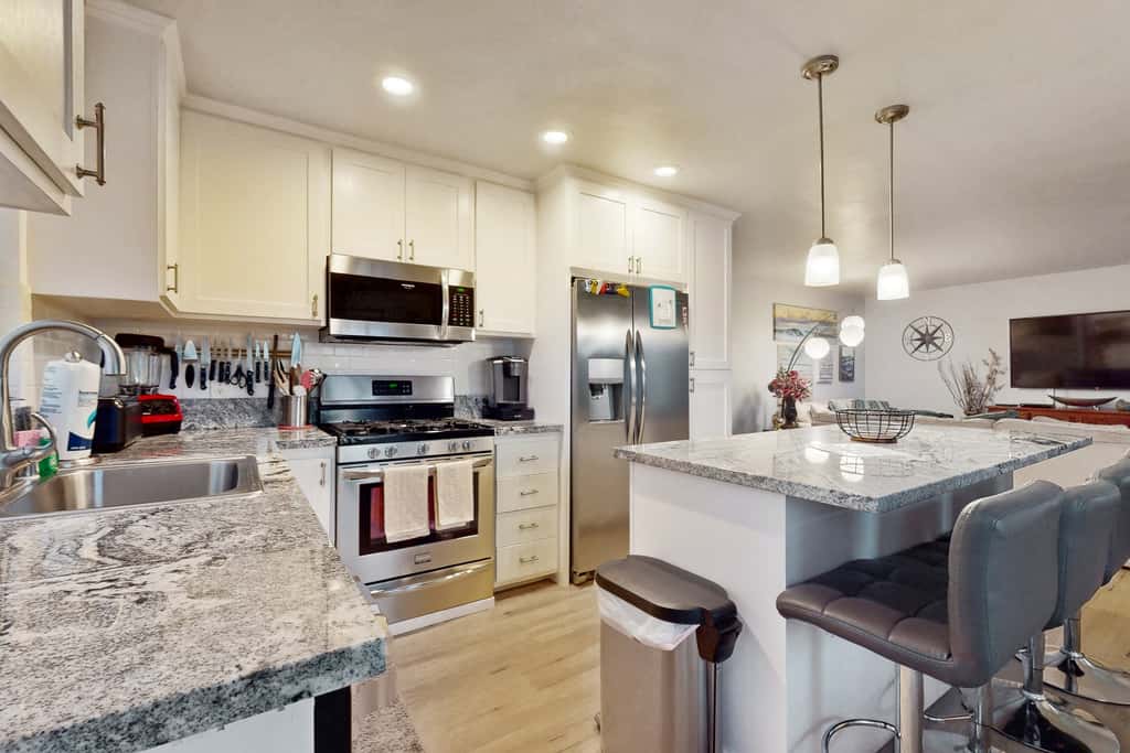 Pacific Beach Cottage
