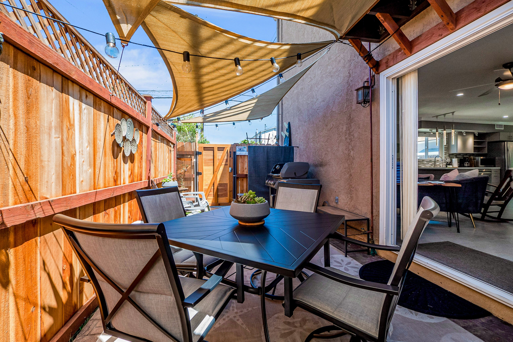 Sunsoak Shack