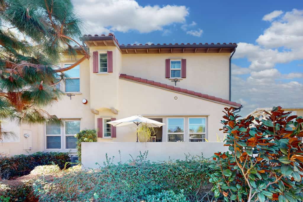 Leucadia Stonesteps Retreat - 30-Night Minimum