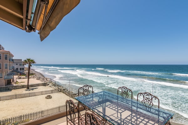 Luxury Oceanfront Home- Upper