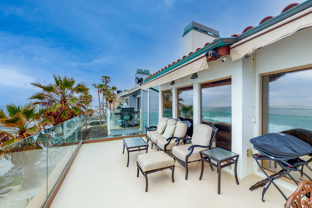 Luxury Beachfront Getaway - Main
