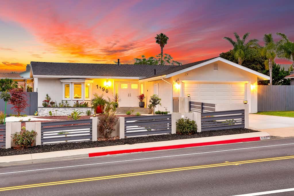 Enchanting Cottage by the Sea