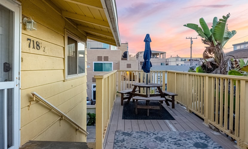 Mimi's & Nana's Beach House