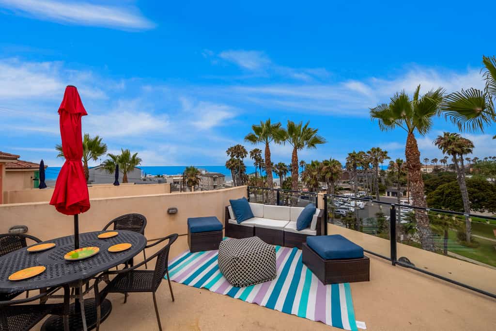 Buccaneer Beach Lookout - 30 Night Minimum