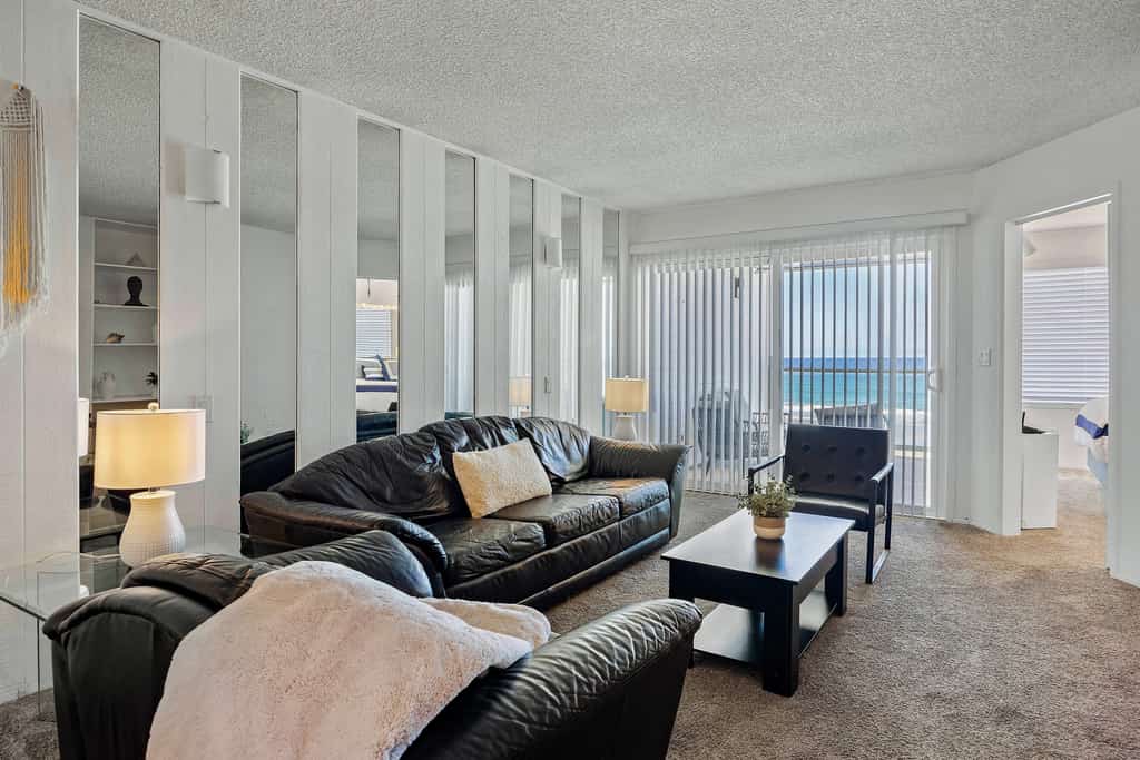 Shoreline Hideaway Beachfront
