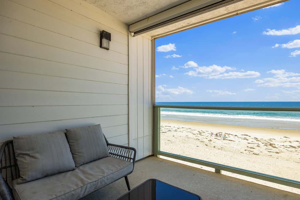 Shoreline Hideaway