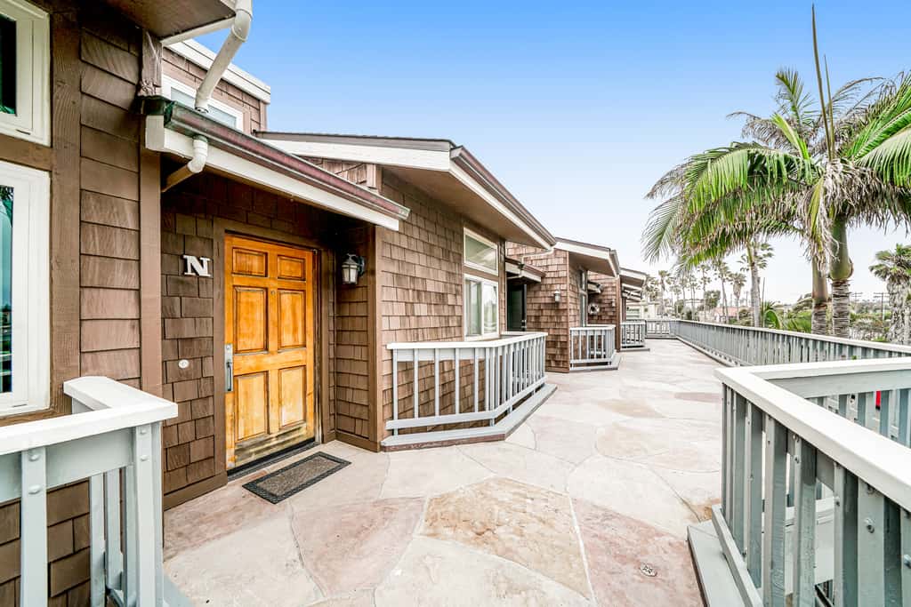 Whitewater Village Charm - 30 Night Minimum