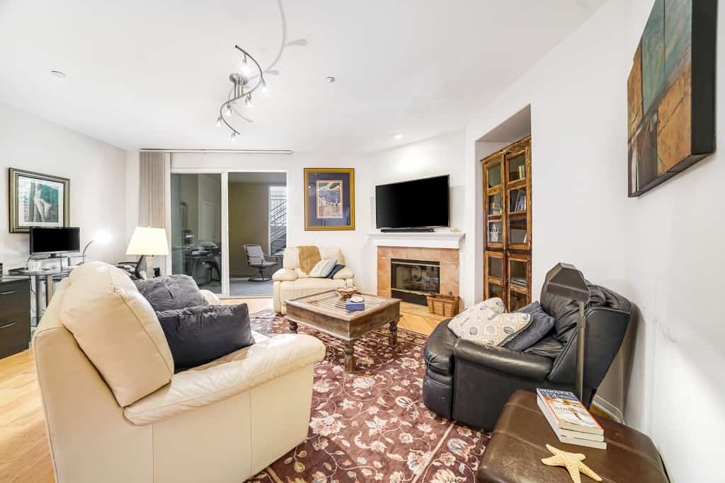 Ocean Pointe Getaway- 30-Night Minimum