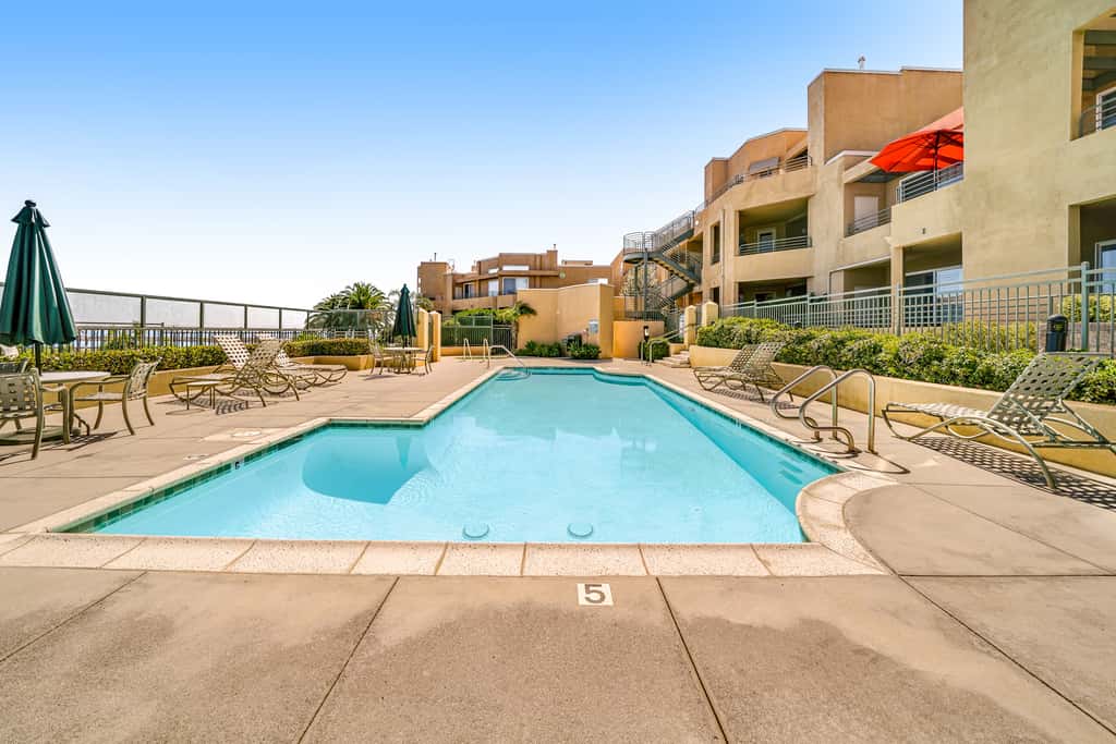 Ocean Pointe Getaway - 30-Night Minimum
