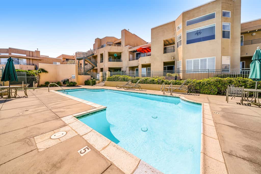 Ocean Pointe Getaway - 30-Night Minimum