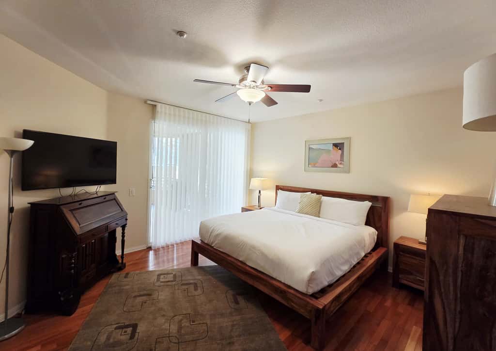 Ocean Pointe Getaway - 30-Night Minimum