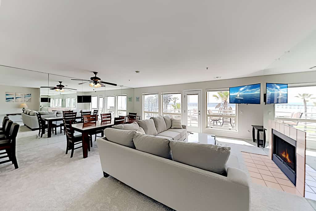 Imperial Beach Club Unit 303