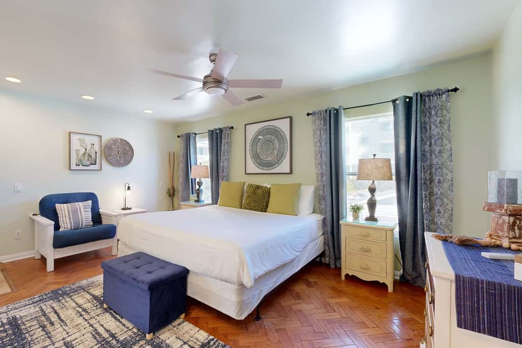 The Strand Oasis