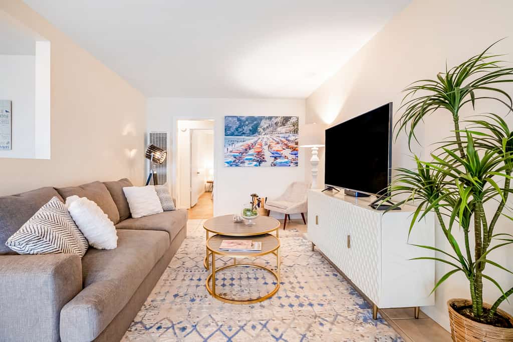 Seafoam Sunset Oceanfront bungalow with spectacular views & W/D - near Mission/Pacific Beach