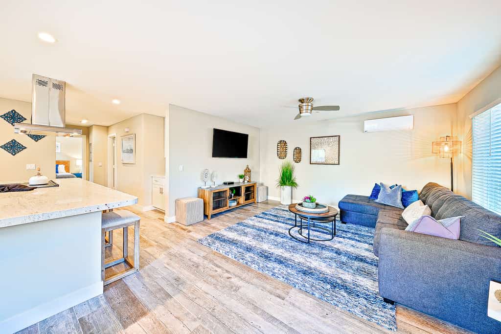New Tremont Modern Beach