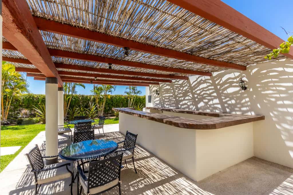 Spacious 2 BR Condo in San Jose - Pool - Tennis