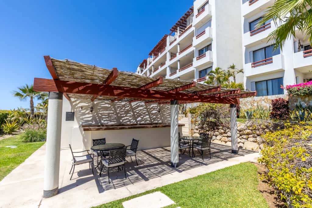 Spacious 2 BR Condo in San Jose - Pool - Tennis