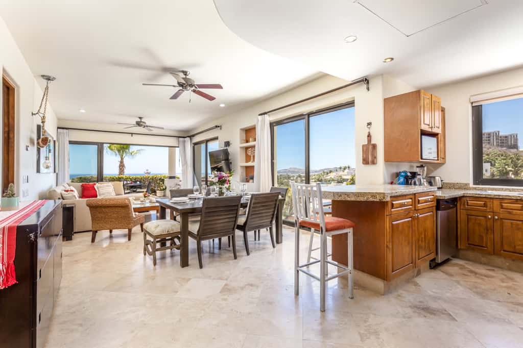 Spacious 2 BR Condo in San Jose - Pool - Tennis