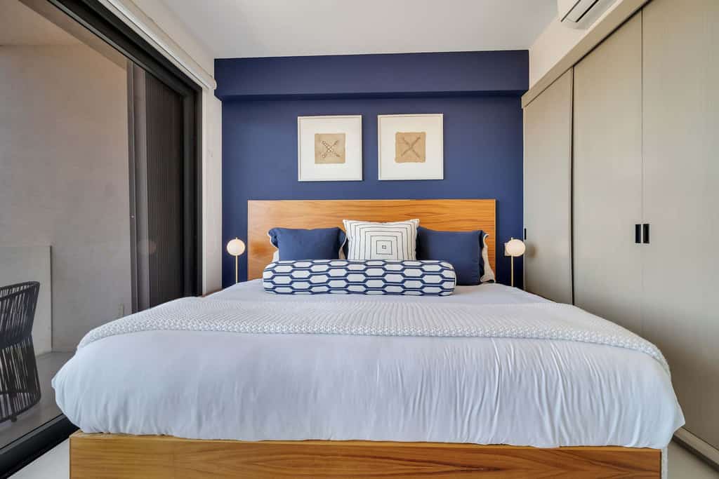 Enjoy this two-bedroom condo, perfectly situated just a ten-minute walk from Medano Beach
-Important notice, the building elevator is out of service until further notice-
• One king-size bed and a queen-size bed 
• Walking distance to Medano Beach 
• Swimming pool with a deck for stunning city and mountain views
• A thoughtfully designed and fully equipped living space
• Rooftop terrace designed for outdoor relaxation
• Private balcony with outdoor furniture 
• Fast Wi-Fi, smart TV, and air conditioning in all rooms
• Laundry center
• 24/7 security