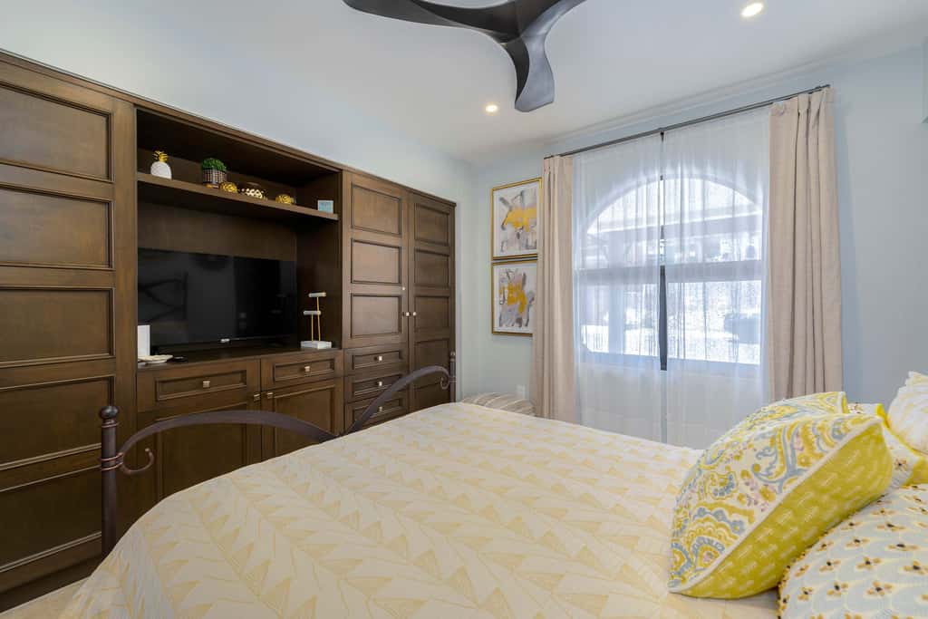Luxury House. Ocean View Roof Top. Private jacuzzi