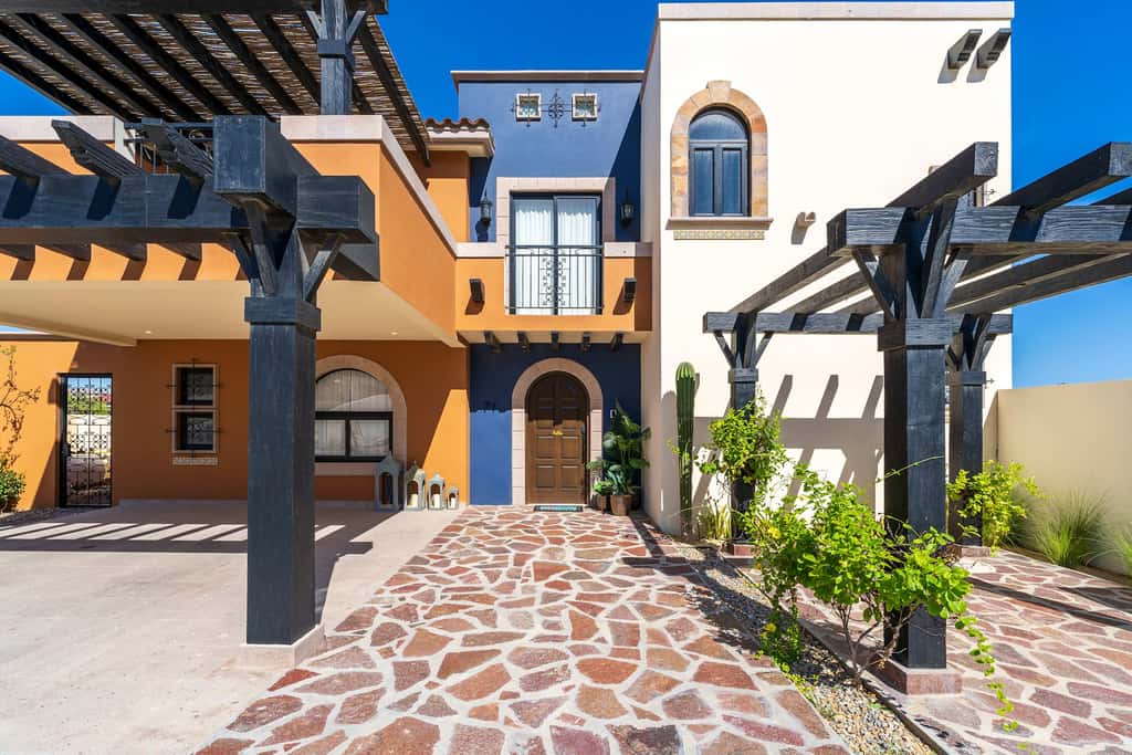 Luxury House. Ocean View Roof Top. Private jacuzzi