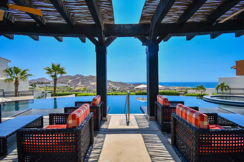 Luxury House. Ocean View Roof Top. Private jacuzzi