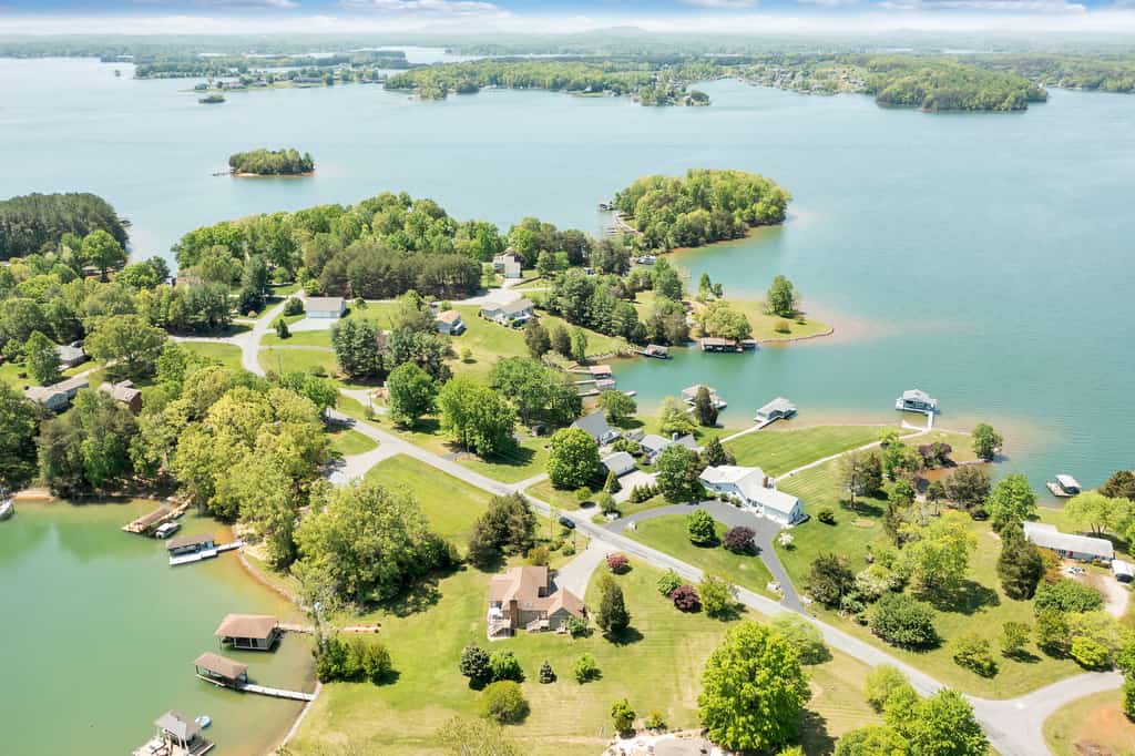 Stargaze - Lakefront with Private Dock