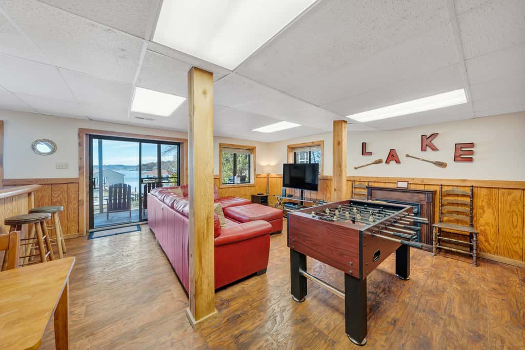 LAKEside Lodge