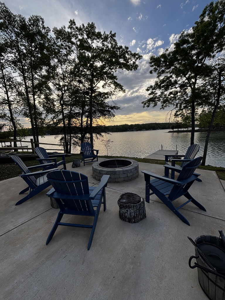 LAKE Starboard