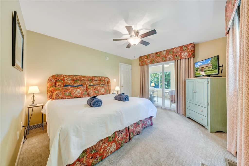 LAKE Cape Cottage