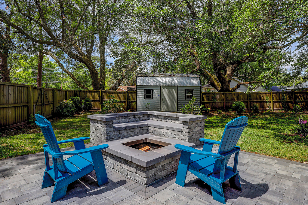 Stylish, Dog-Friendly, 30-Day Rental House w/Free WiFi, W/D, and Furnished Patio