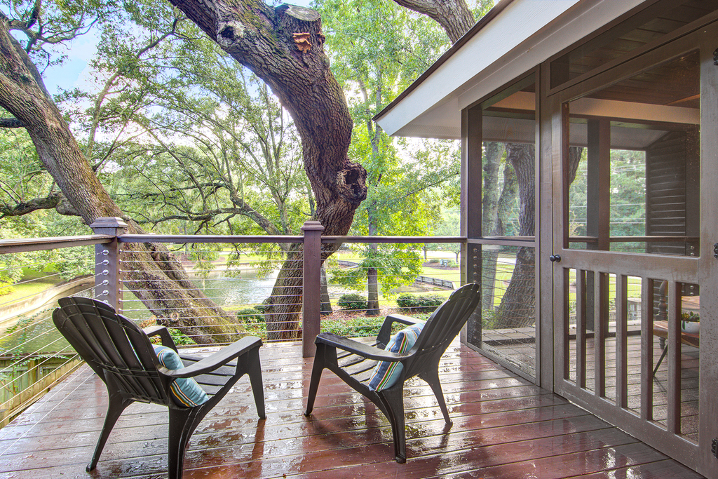 Exquisite escape with lake views, second-floor deck & sunroom - dog-friendly