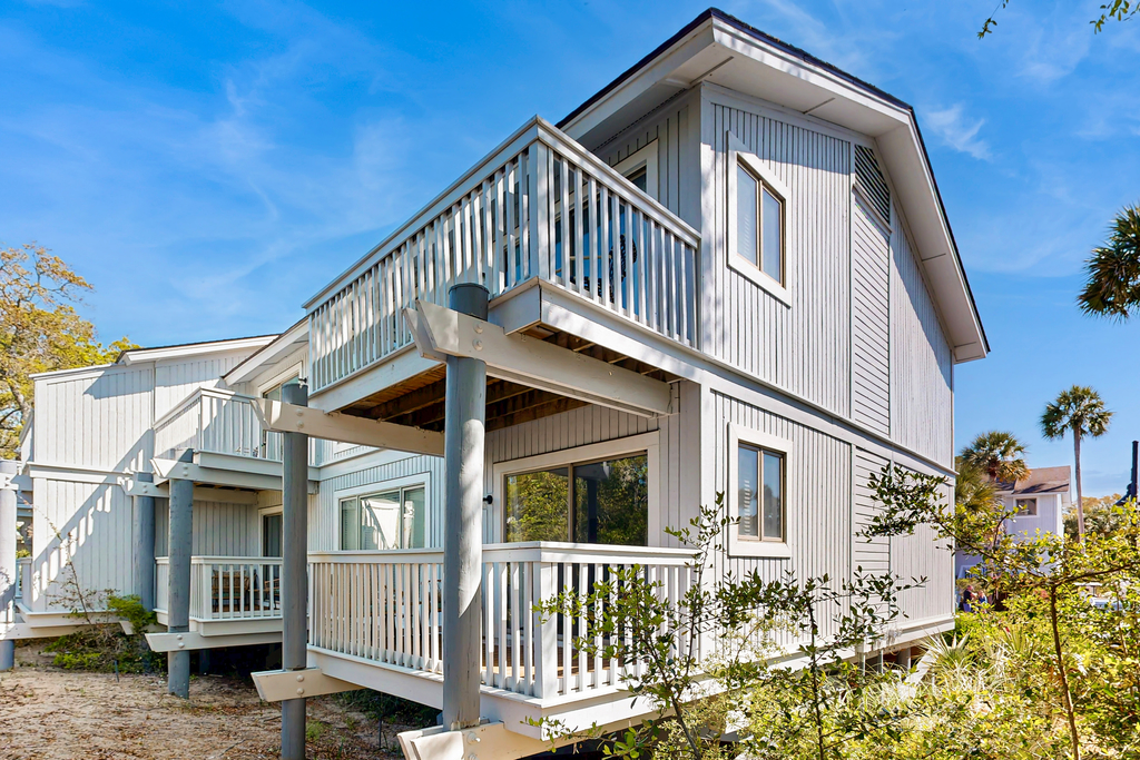 Wild Dunes condo with close proximity to beach access, on site pool & more