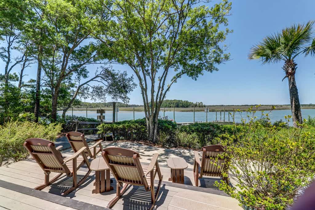 Inlet Cove