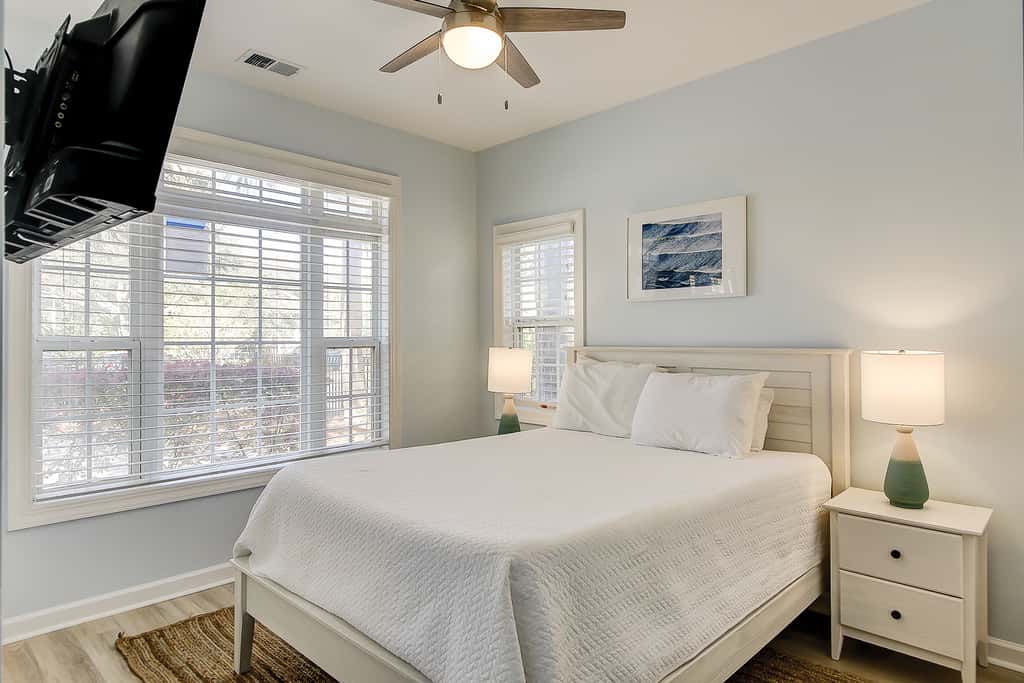 Gorgeous home with private pool, deck, enclosed patio, central AC, & balcony