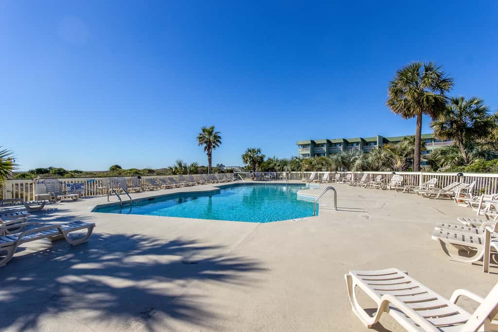Renovated villa with gorgeous ocean views, pool, grills, & great location