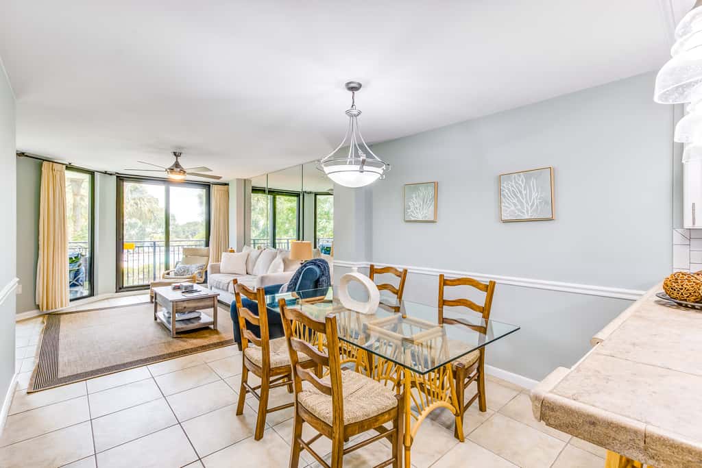 Beachfront villa w/ access to shared pool, beach, or golf, & w/shared gas grill