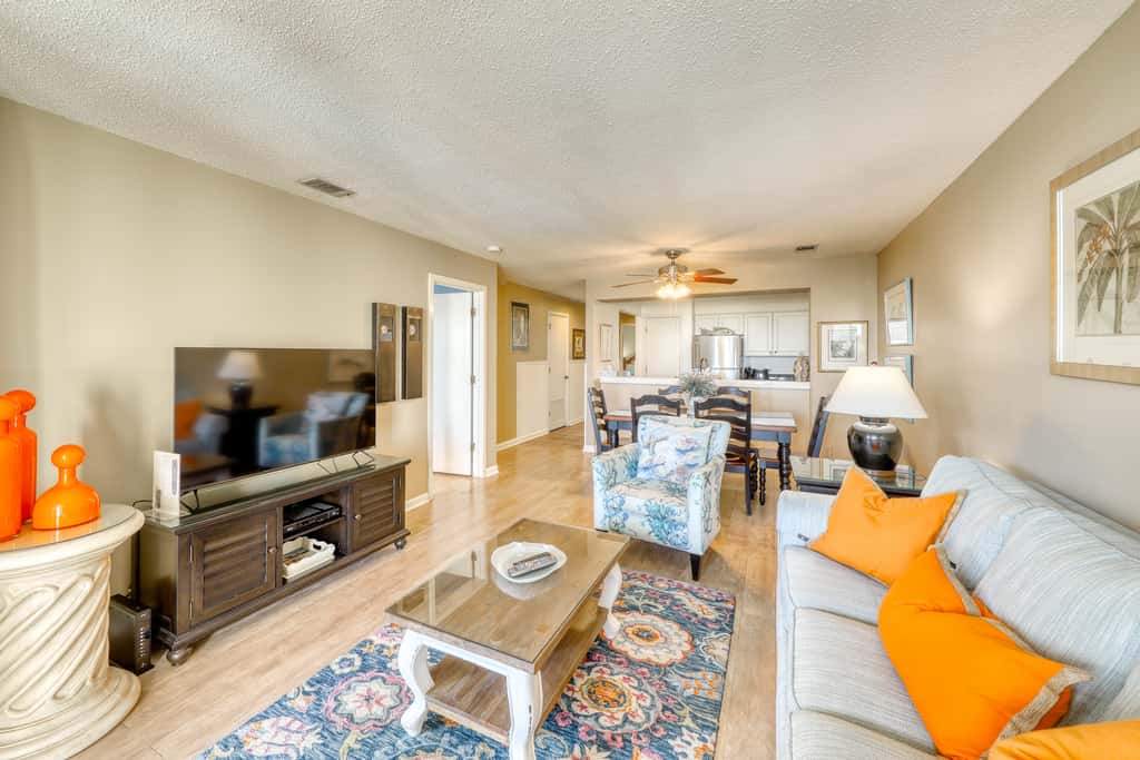 Ocean-view villa at beachfront complex with pool - walk to golf, dining, & more