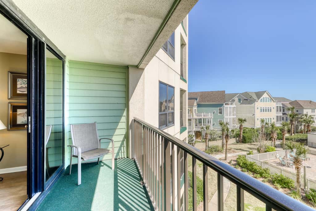 Ocean-view villa at beachfront complex with pool - walk to golf, dining, & more