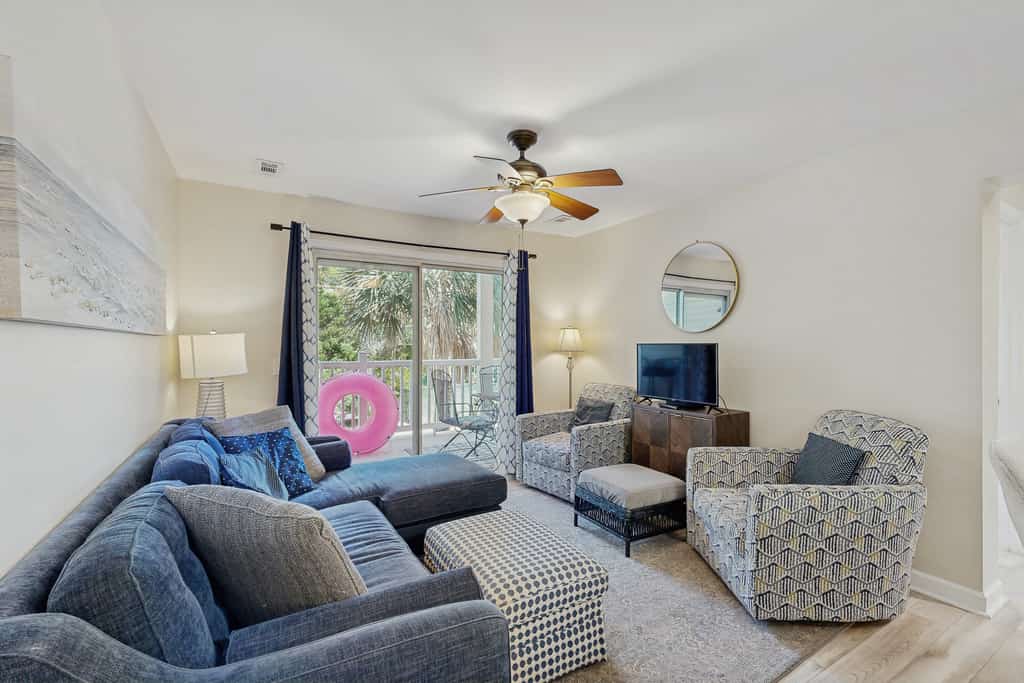 Palmettos at Folly 1L