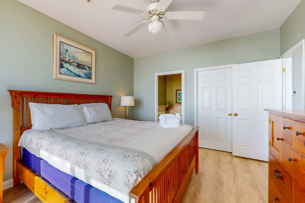 Dog-friendly penthouse with oceanfront balcony - steps to Folly Beach Pier