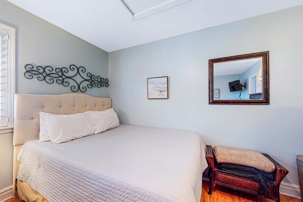 Dog-Friendly, Downtown Folly Beach Condo w/Free WiFi, Flatscreen TVs & more