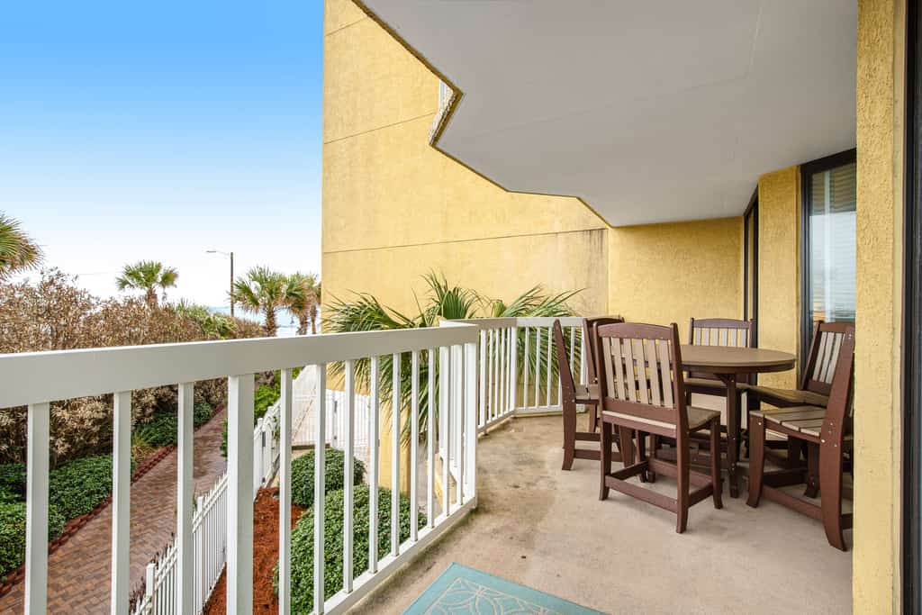 Charleston Oceanfront Villas 101 | 30-Day Rental