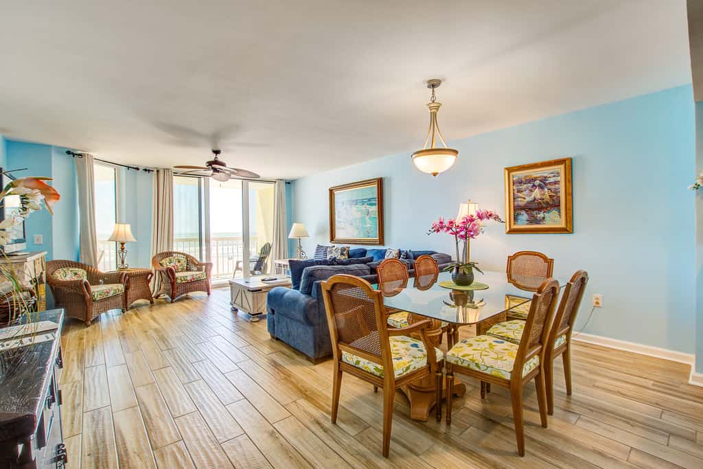 Oceanfront, first-floor villa w/large balcony & shared pool - near the beach