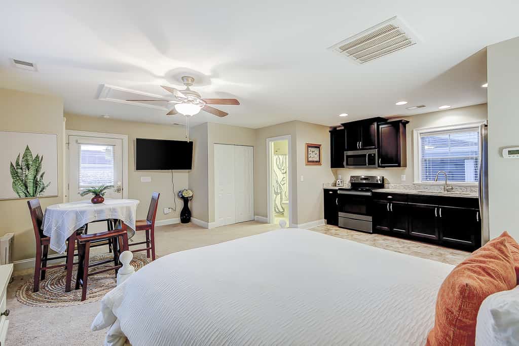 Southern Charm Studio